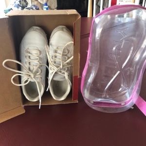 Nfinity Cheer Shoes Great Shape